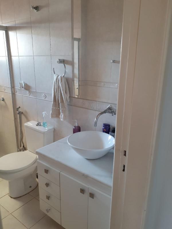 Casa, Carlos Prates, 2 Quartos, 4 Vagas