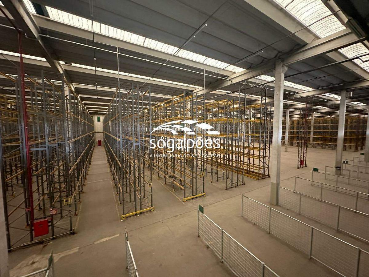 Galpão, Campina Verde, 30 Vagas