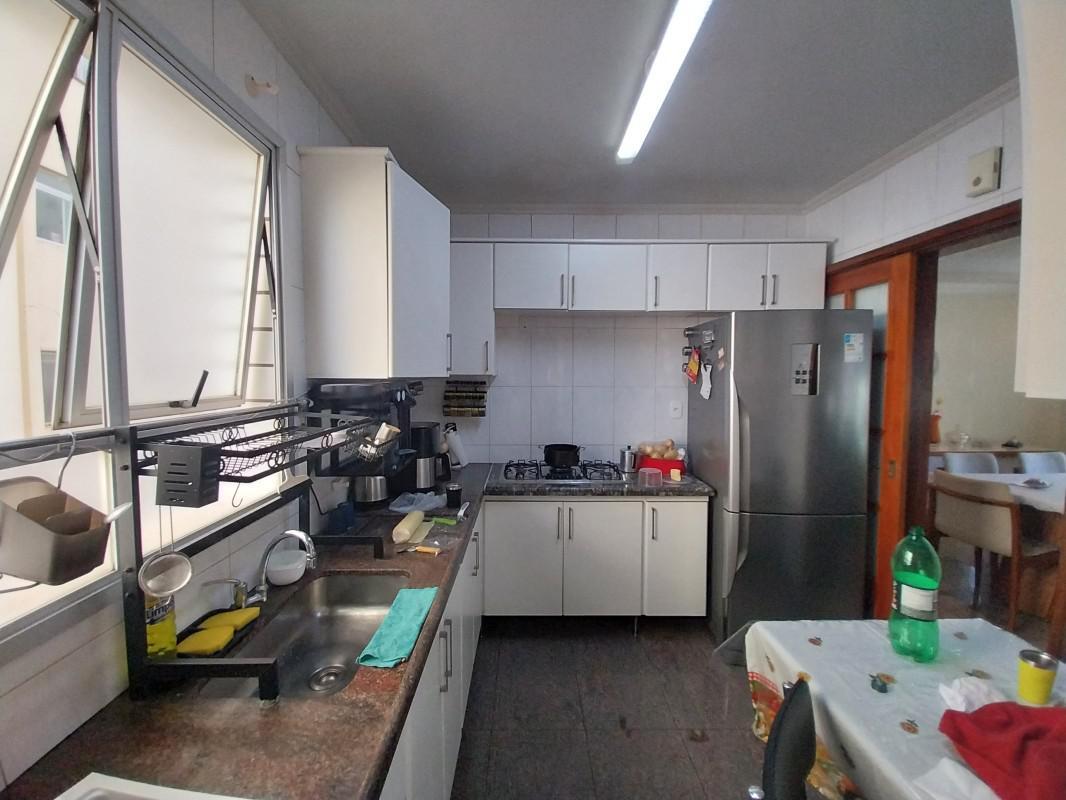 Apartamento, União, 4 Quartos, 2 Vagas, 1 Suíte