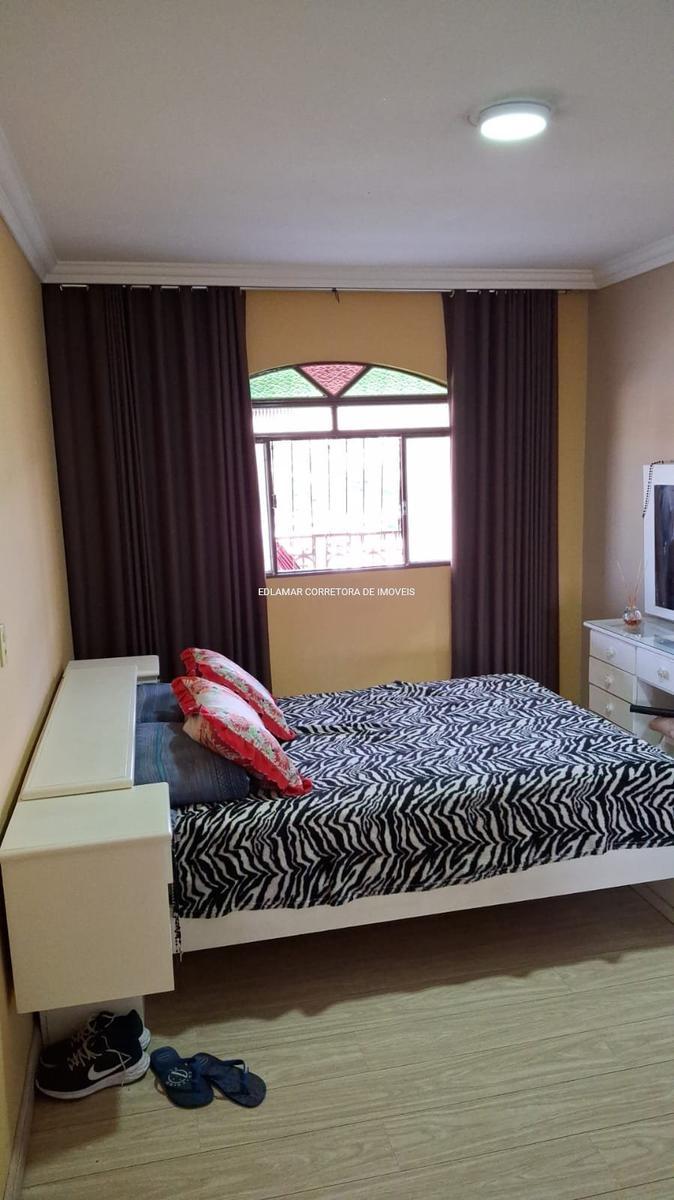 Casa, Industrial, 3 Quartos, 6 Vagas, 1 Suíte