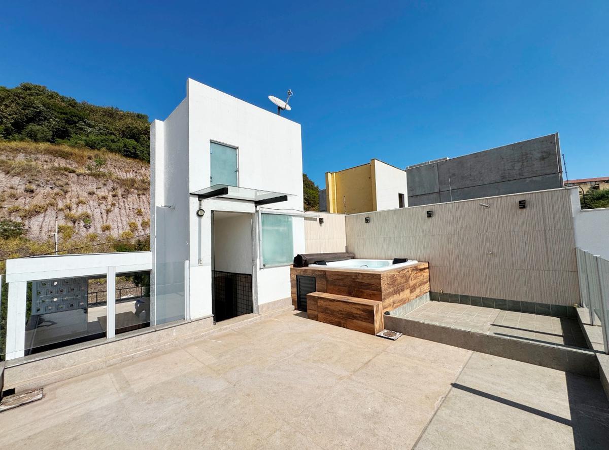 Casa, Santa Lúcia, 4 Quartos, 3 Vagas, 4 Suítes