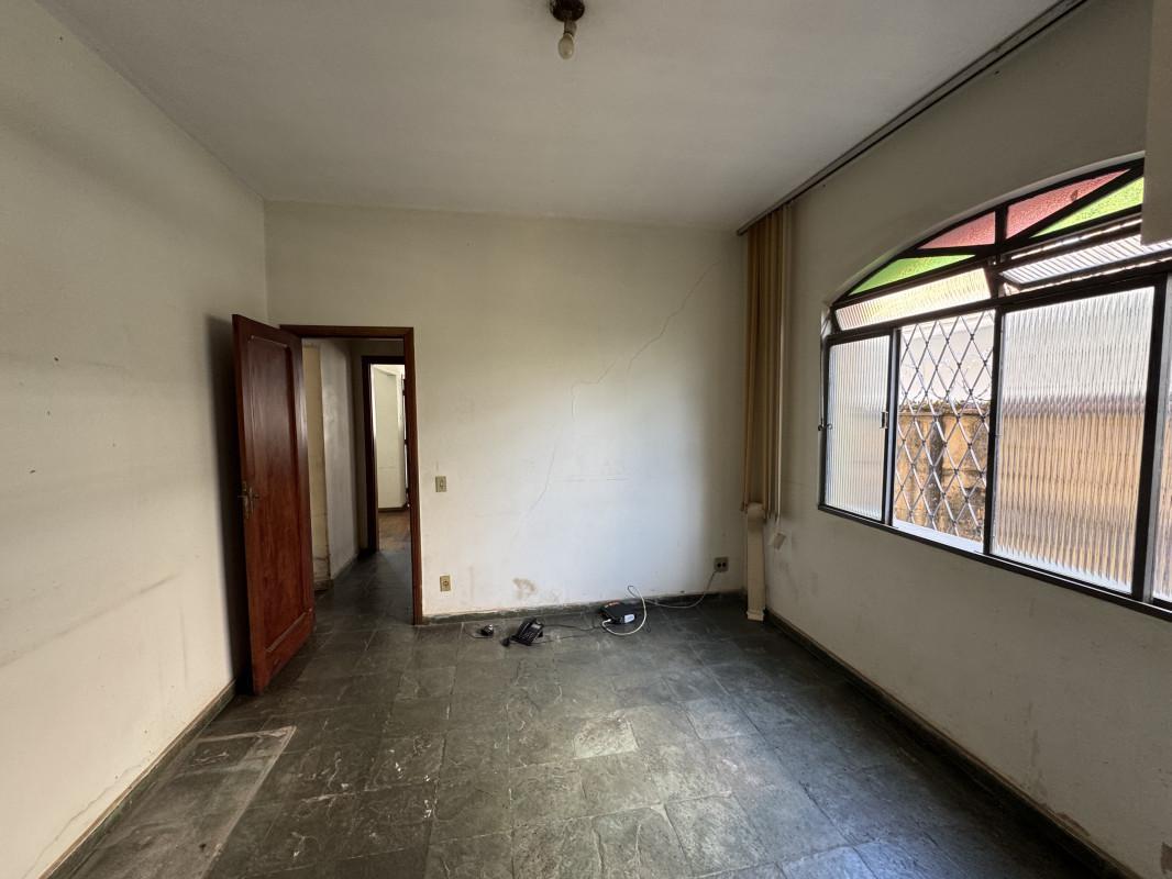 Casa, Sagrada Família, 3 Quartos, 3 Vagas, 1 Suíte