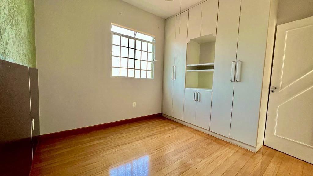 Casa, Itatiaia, 3 Quartos, 0 Vaga