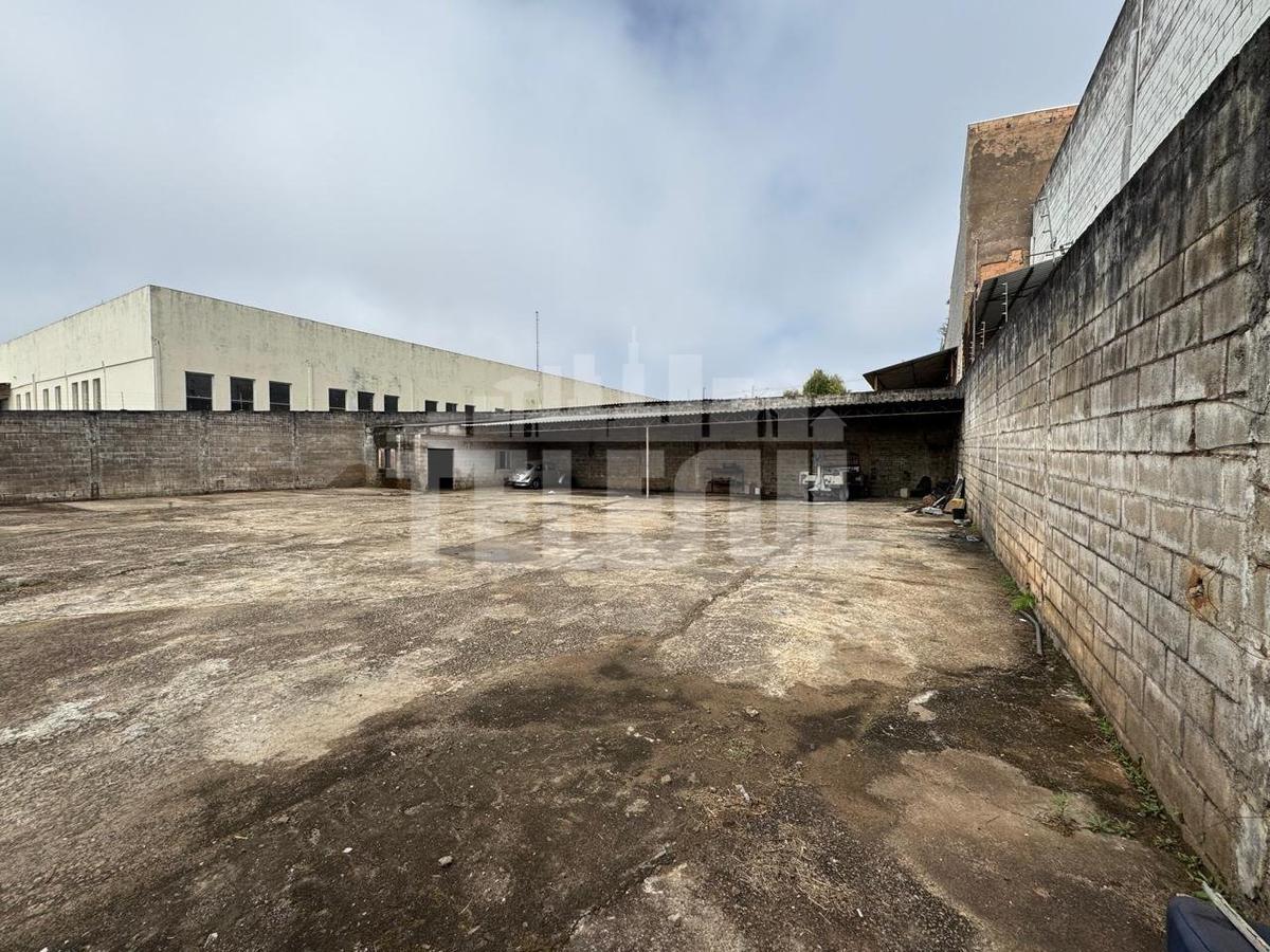 Galpão, Rezende, 0 Quarto, 0 Vaga