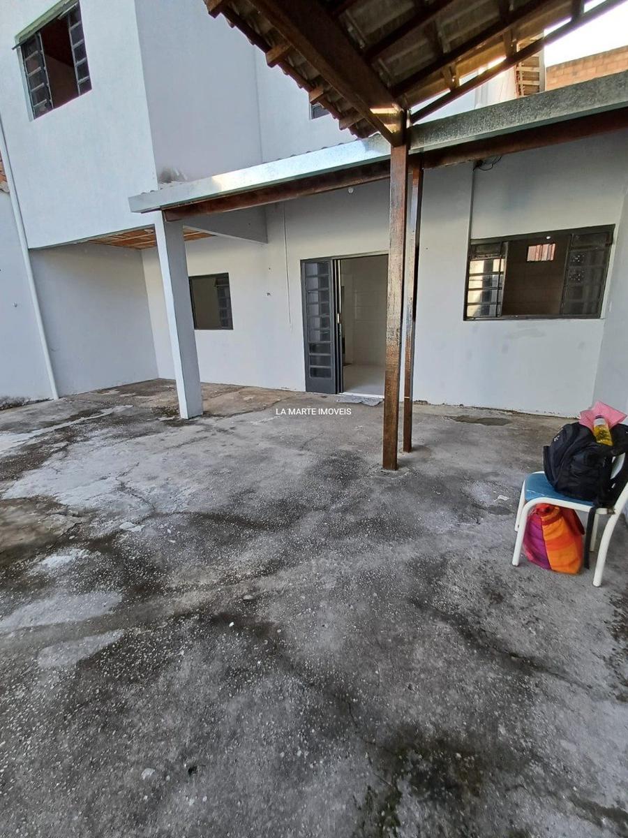Casa, Oitis, 3 Quartos, 5 Vagas, 1 Suíte