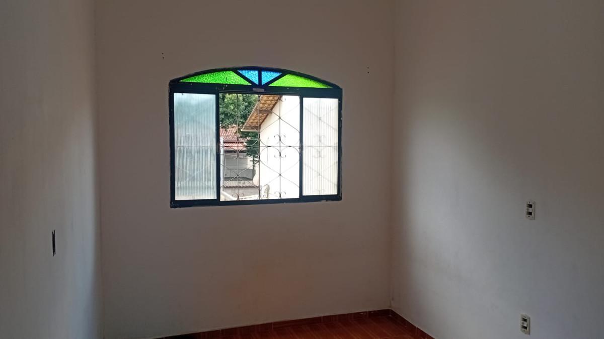 Casa, Santa Terezinha, 3 Quartos, 7 Vagas