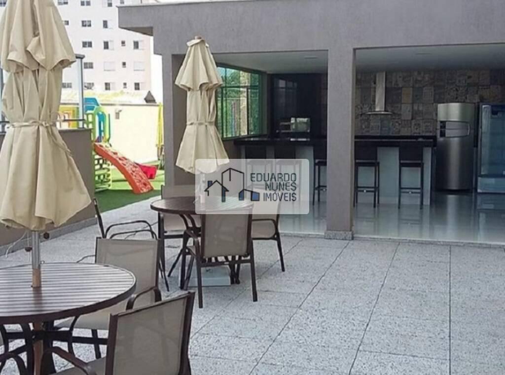 Apartamento, Funcionários, 2 Quartos, 2 Vagas, 1 Suíte
