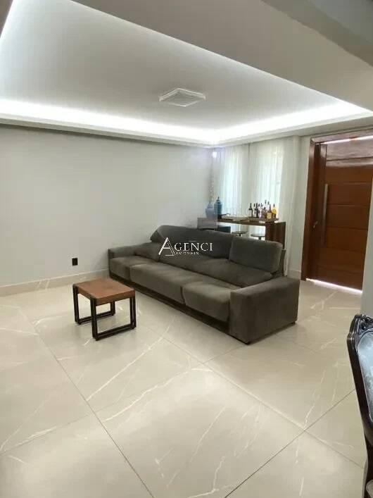 Casa, Inconfidentes, 4 Quartos, 0 Vaga, 1 Suíte