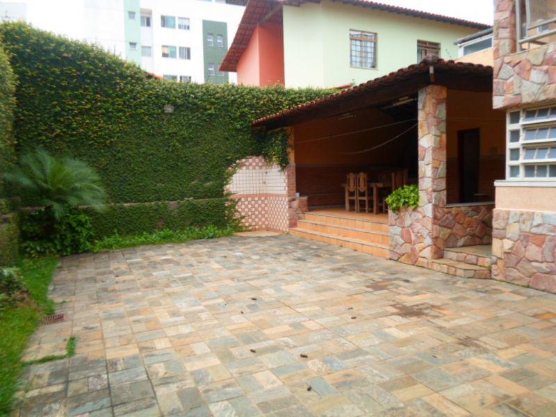 Casa, Castelo, 4 Quartos, 4 Vagas, 1 Suíte