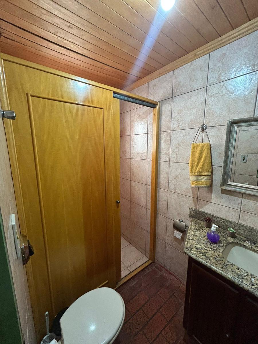 Casa Comercial, Castelo, 5 Quartos, 2 Vagas, 1 Suíte