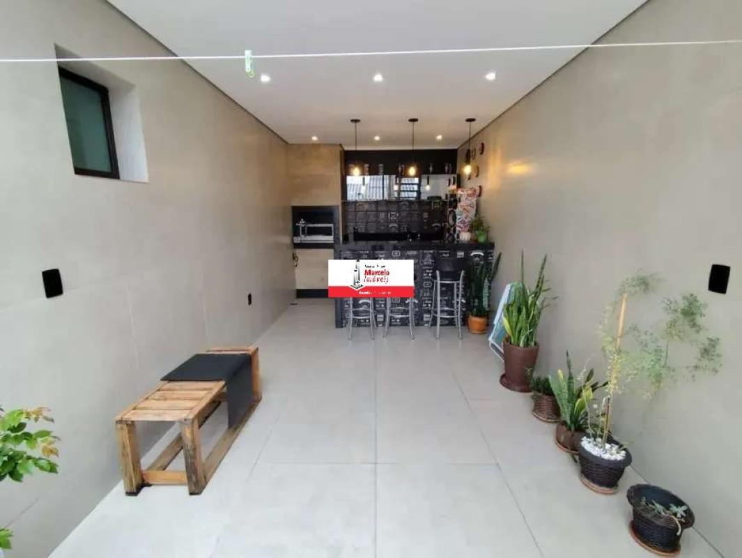 Casa, Trevo, 3 Quartos, 2 Vagas, 1 Suíte