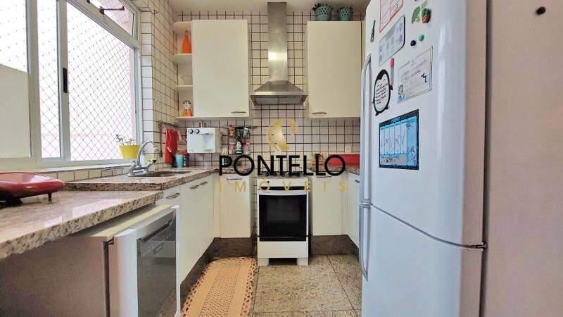 Casa, Comiteco, 5 Quartos, 3 Vagas, 4 Suítes