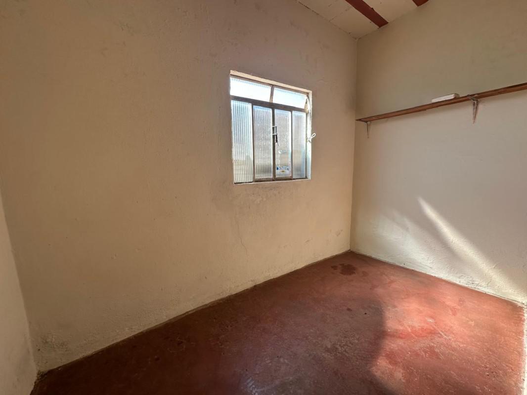Casa, Centro, 4 Quartos, 0 Vaga