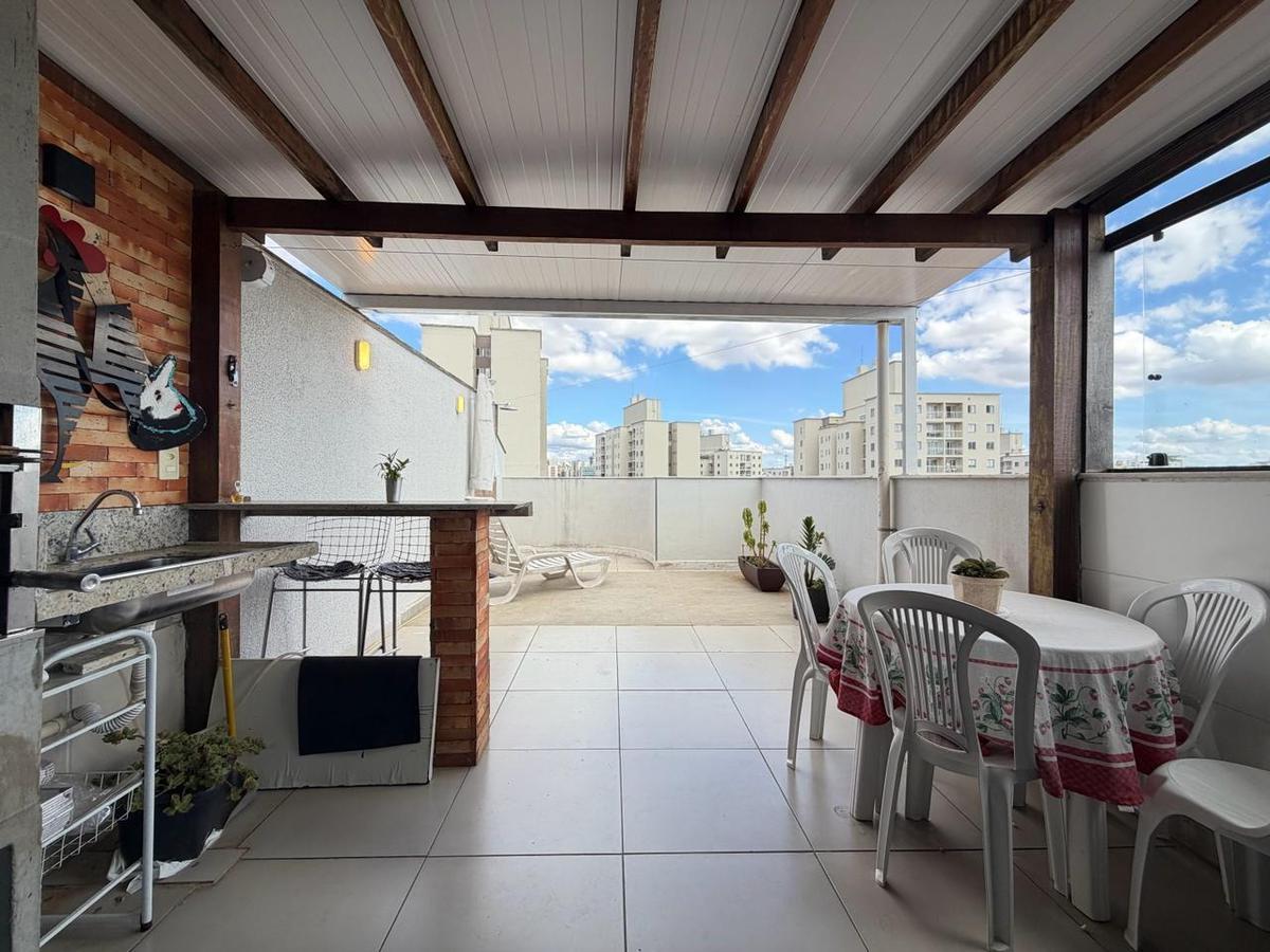 Cobertura, Paquetá, 2 Quartos, 2 Vagas, 1 Suíte