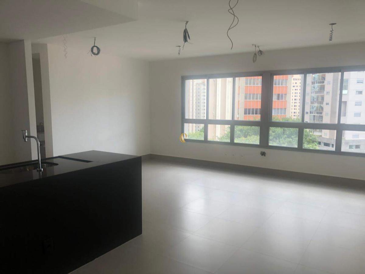 Apartamento, Centro, 5 Quartos, 2 Vagas, 1 Suíte