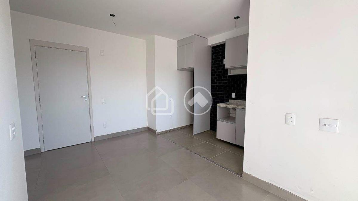 Apartamento, Estoril, 2 Quartos, 1 Vaga, 1 Suíte