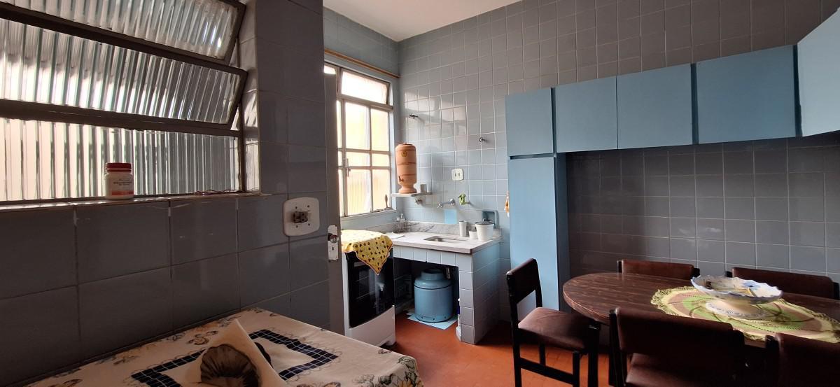 Apartamento, Floresta, 3 Quartos, 0 Vaga