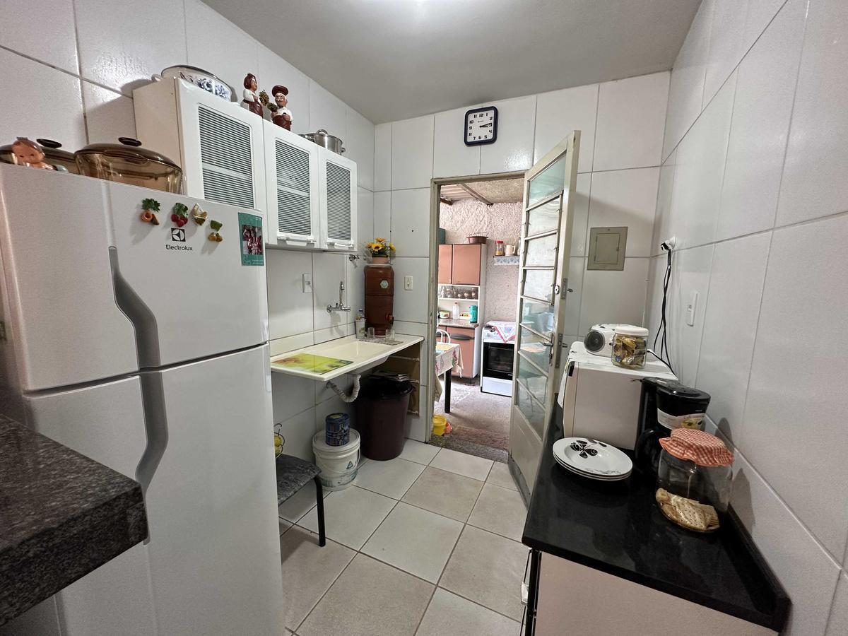 Casa, Ressaca, 2 Quartos, 1 Vaga