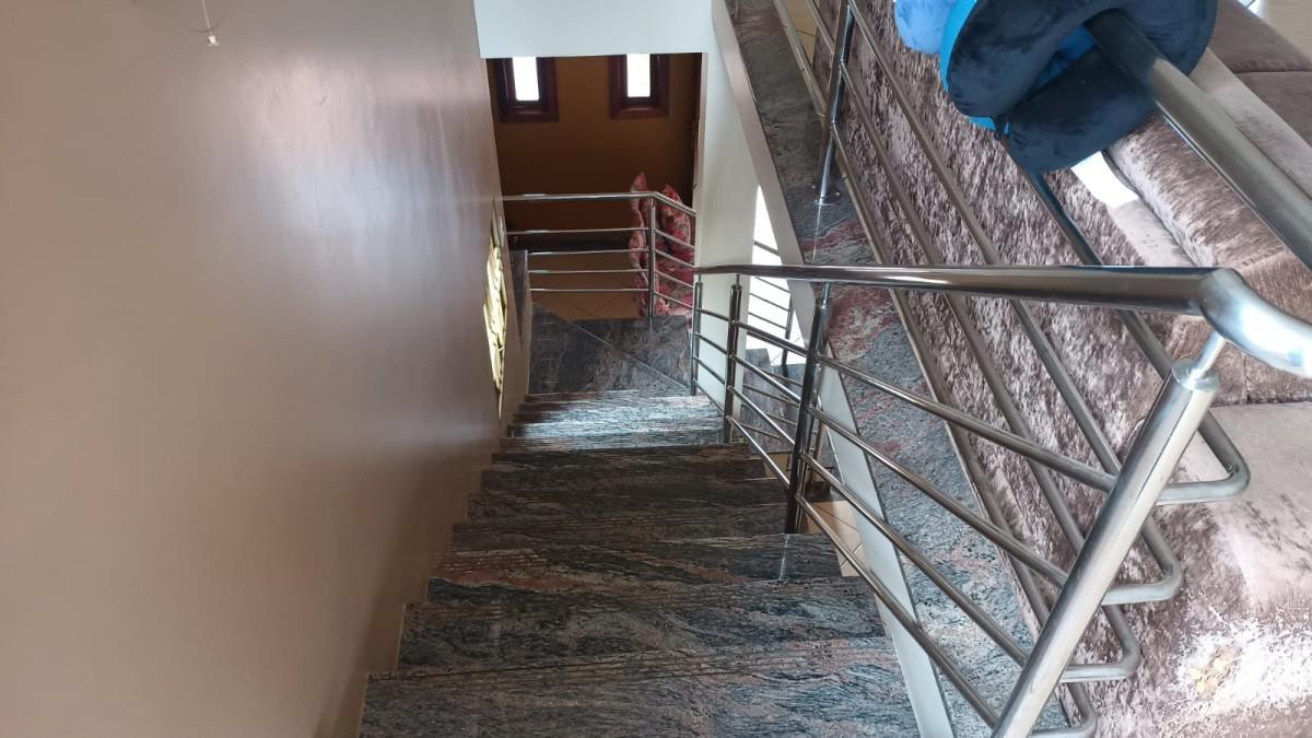 Casa, Colonial, 6 Quartos, 8 Vagas, 1 Suíte