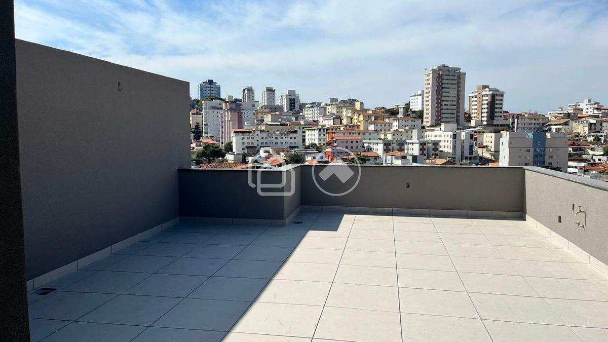 Cobertura, Sagrada Família, 3 Quartos, 2 Vagas, 1 Suíte
