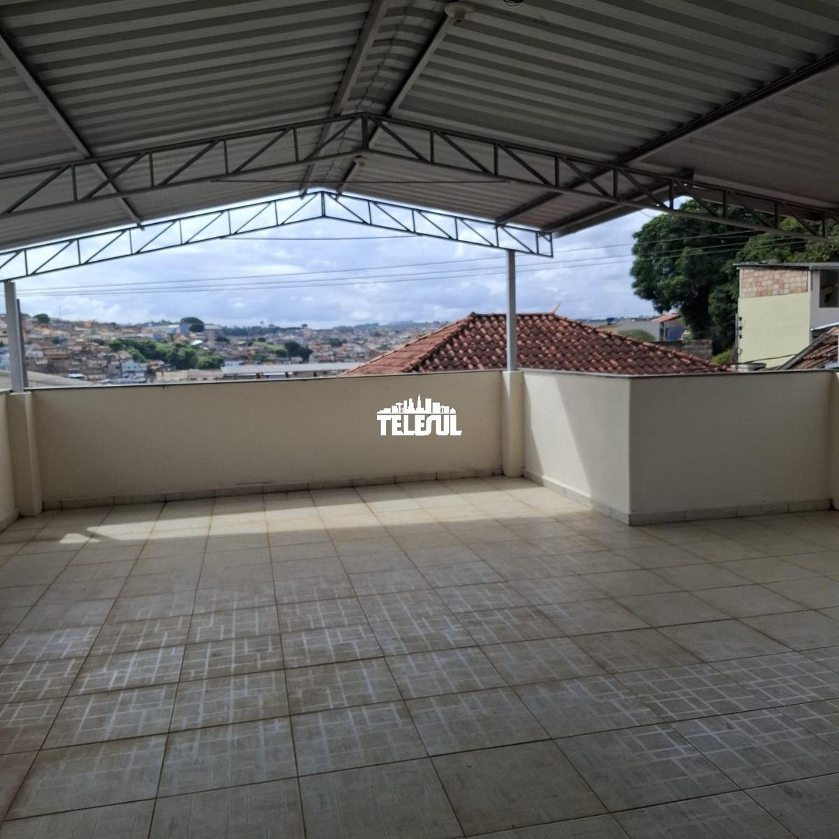Casa, Centro, 3 Quartos, 1 Vaga, 1 Suíte