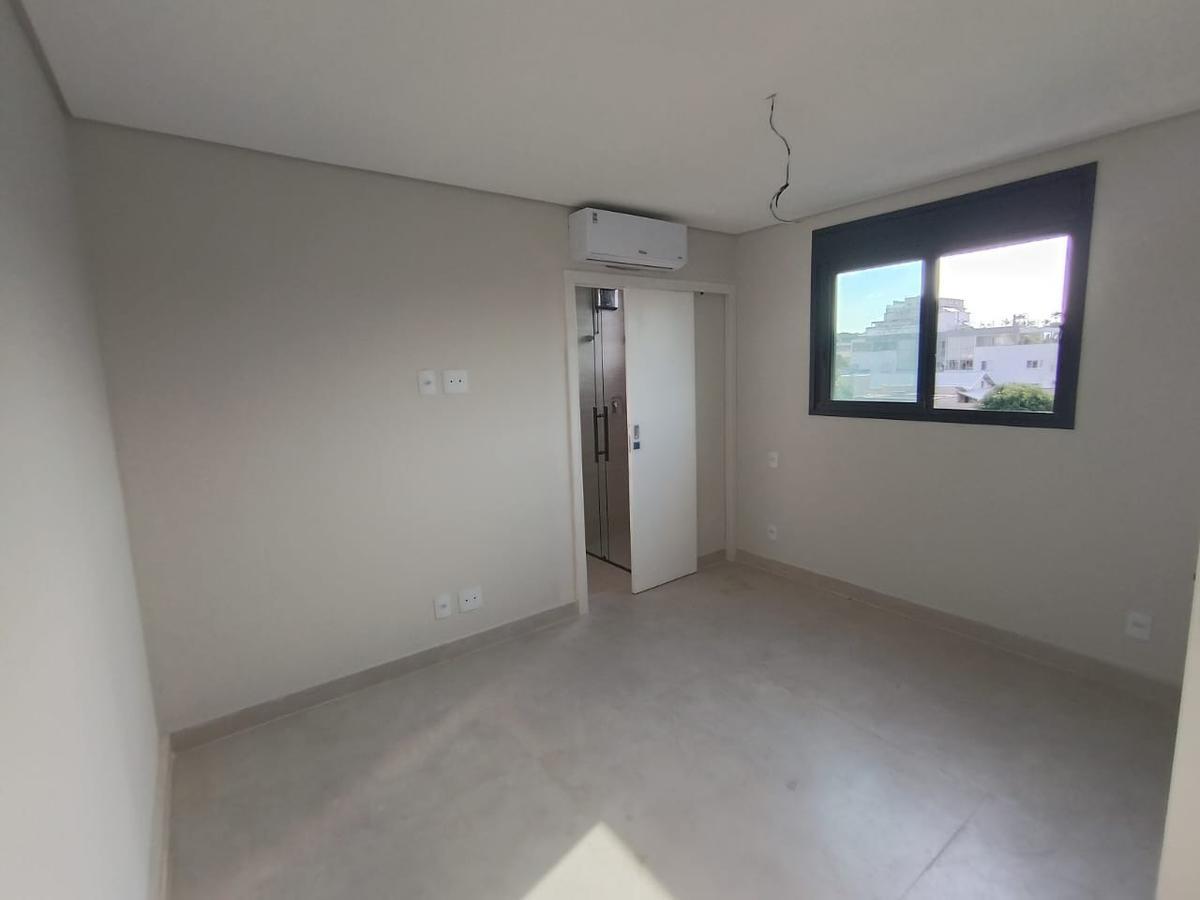 Cobertura, Itapoã, 3 Quartos, 2 Vagas, 1 Suíte