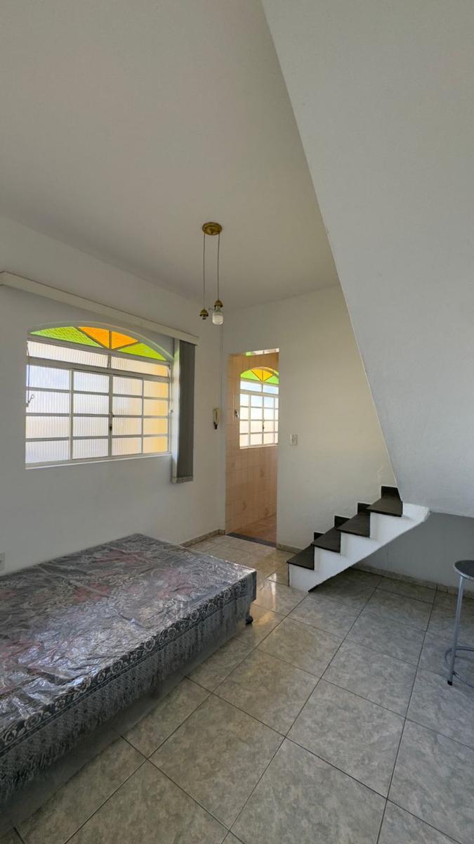 Casa, Fernão Dias, 3 Quartos, 4 Vagas, 1 Suíte