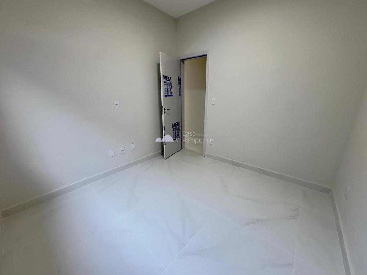Casa, Trevo, 3 Quartos, 2 Vagas, 1 Suíte