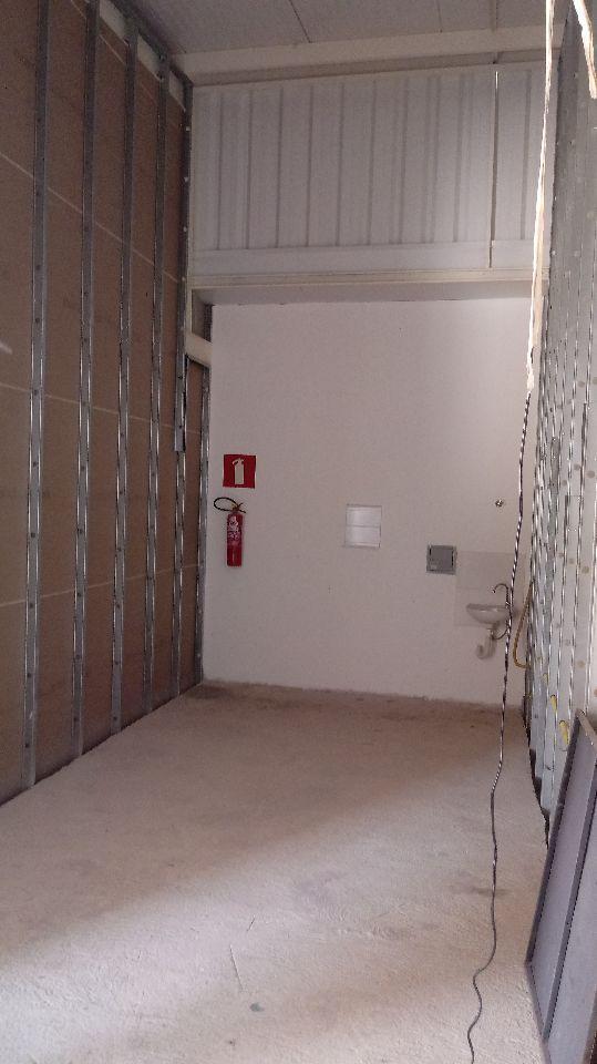Andar, Caiçaras, 0 Quarto, 3 Vagas