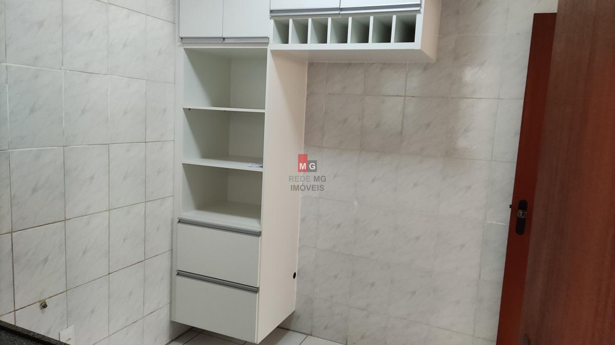 Apartamento, Planalto, 2 Quartos, 1 Vaga, 1 Suíte