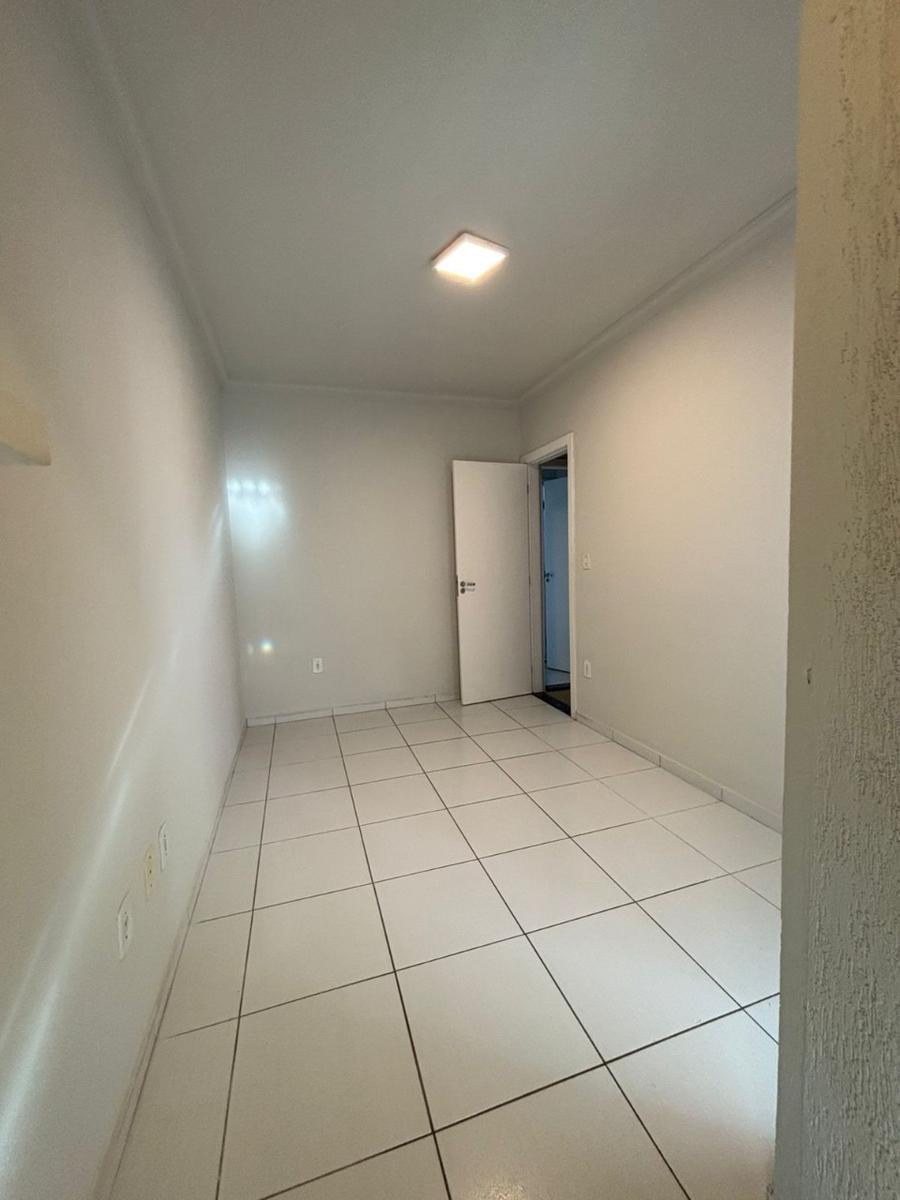 Casa, Jardim Leblon, 2 Quartos, 2 Vagas, 2 Suítes