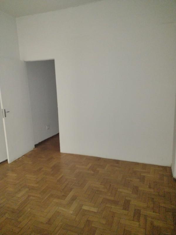 Quitinete, Barro Preto, 1 Quarto, 0 Vaga