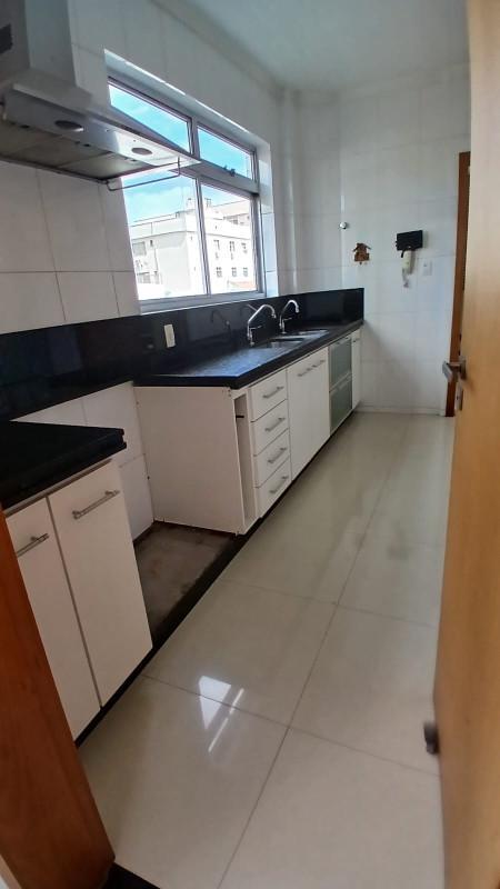 Apartamento, São José, 4 Quartos, 2 Vagas, 2 Suítes