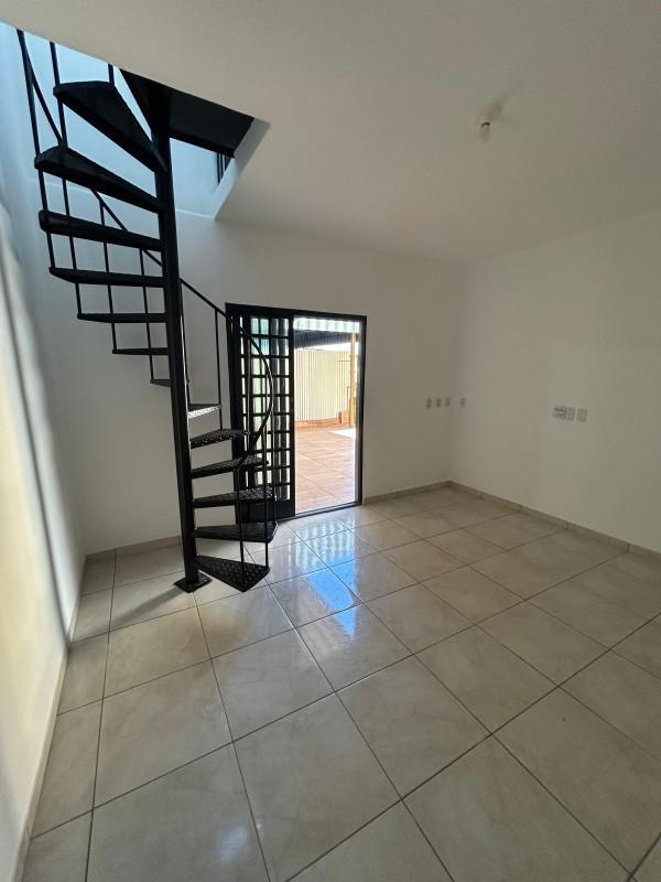 Casa, Jardim Laguna, 3 Quartos, 0 Vaga, 1 Suíte