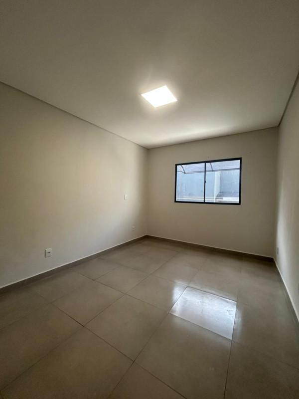 Casa Comercial, Vila Clóris, 3 Quartos, 2 Vagas, 1 Suíte