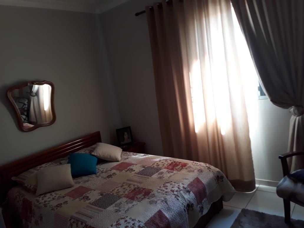 Casa, Vila Clóris, 2 Quartos, 1 Vaga, 1 Suíte