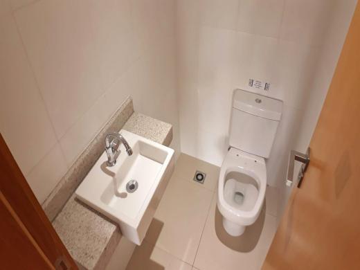 Sala, Estoril, 0 Quarto, 1 Vaga