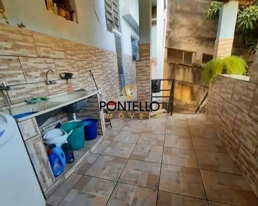 Casa, Planalto, 6 Quartos, 2 Vagas, 1 Suíte