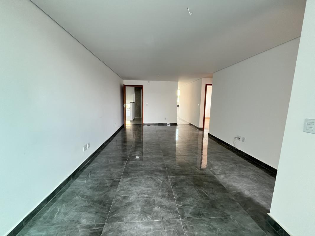 Cobertura, Filadélfia, 4 Quartos, 2 Vagas, 1 Suíte