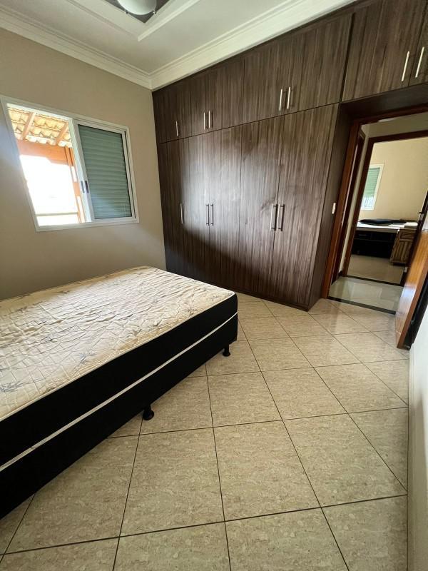 Casa, Inconfidentes, 3 Quartos, 5 Vagas, 1 Suíte