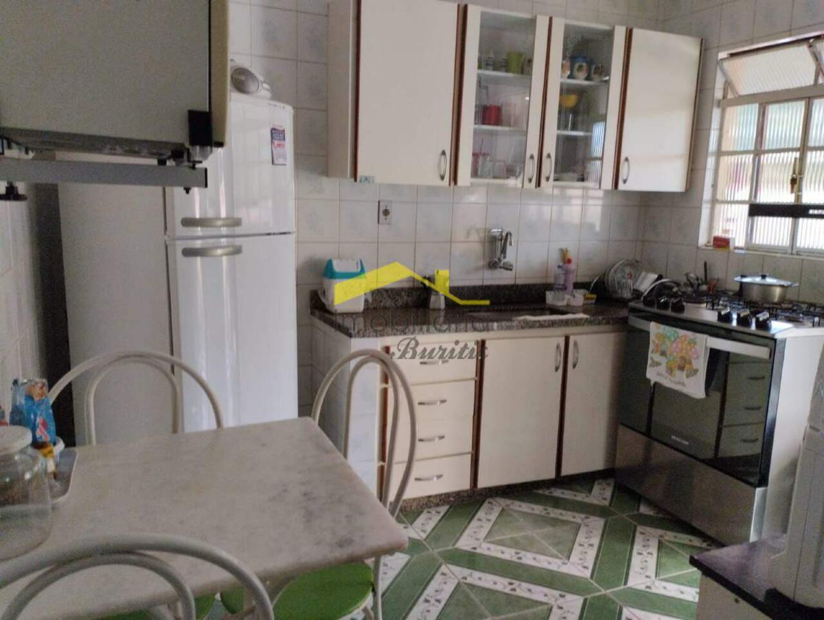 Casa, Palmeiras, 7 Quartos, 3 Vagas, 1 Suíte