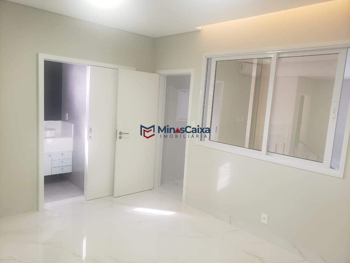 Casa, Cidade Nobre, 6 Quartos, 2 Vagas, 6 Suítes