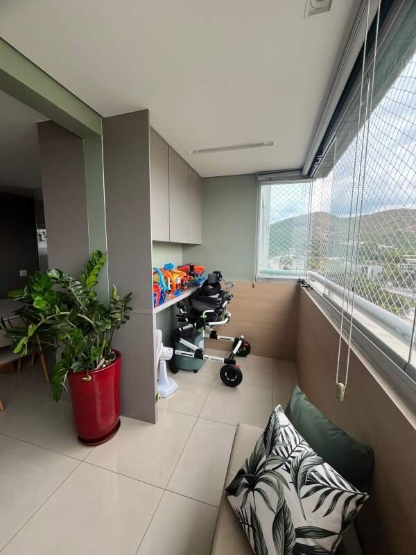 Apartamento, Estoril, 3 Quartos, 3 Vagas, 1 Suíte