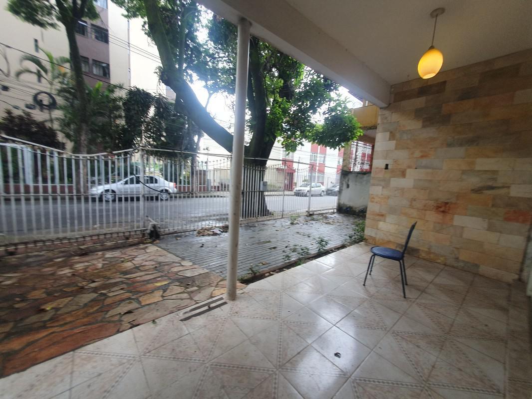 Casa, Nova Suíssa, 4 Quartos, 4 Vagas, 1 Suíte