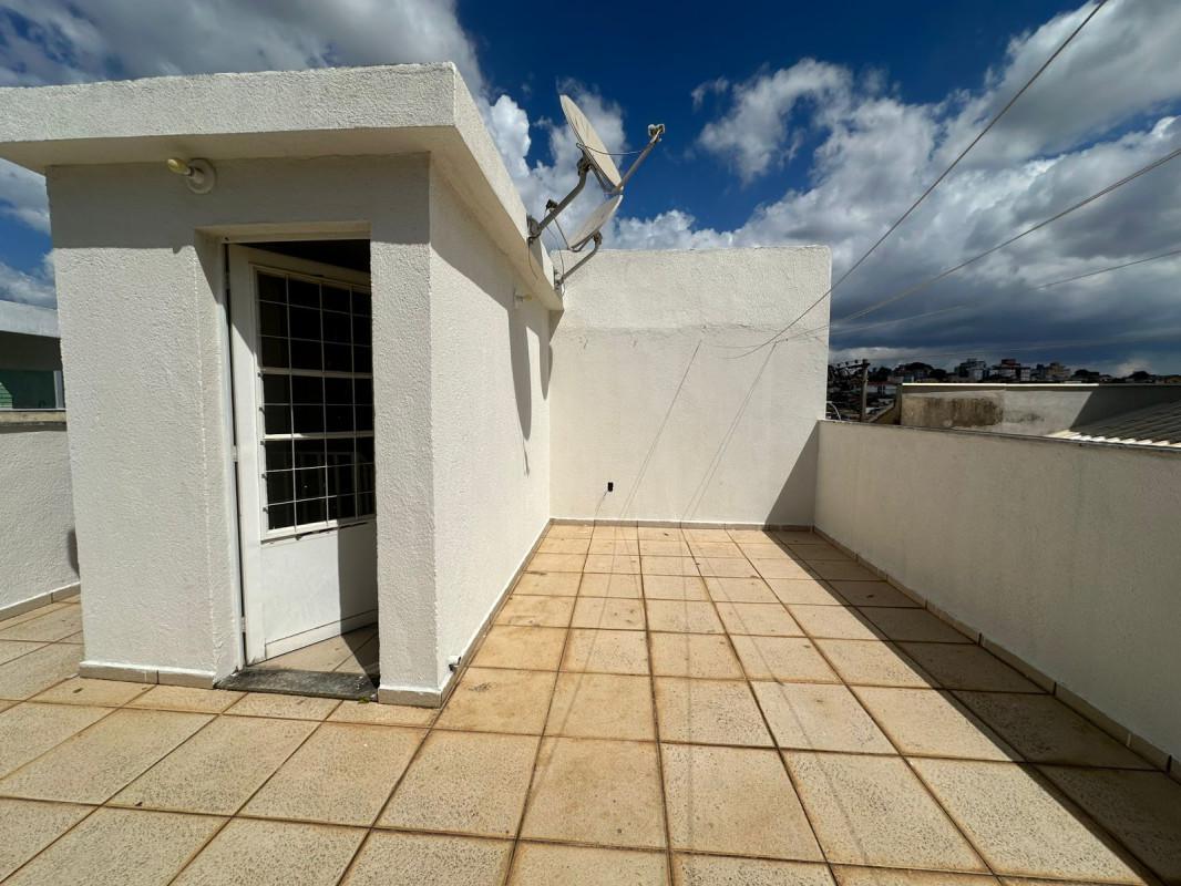 Casa, São Geraldo, 2 Quartos, 2 Vagas