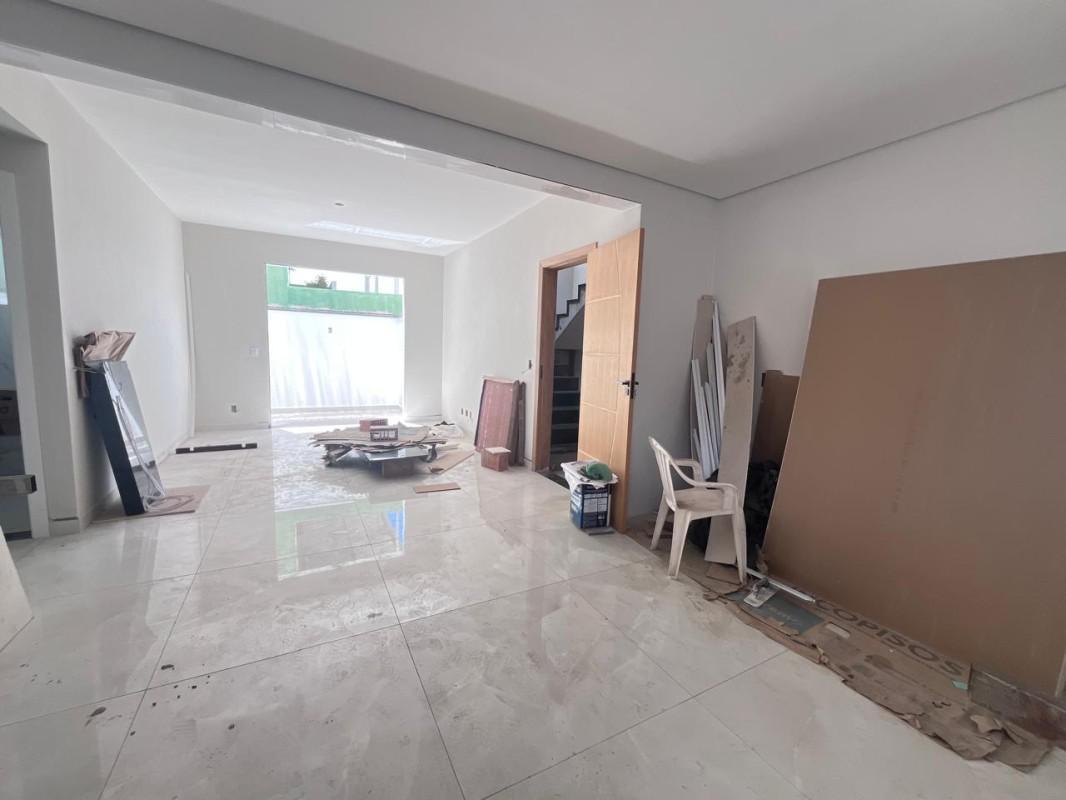 Apartamento, Santa Cruz Industrial, 3 Quartos, 2 Vagas, 1 Suíte