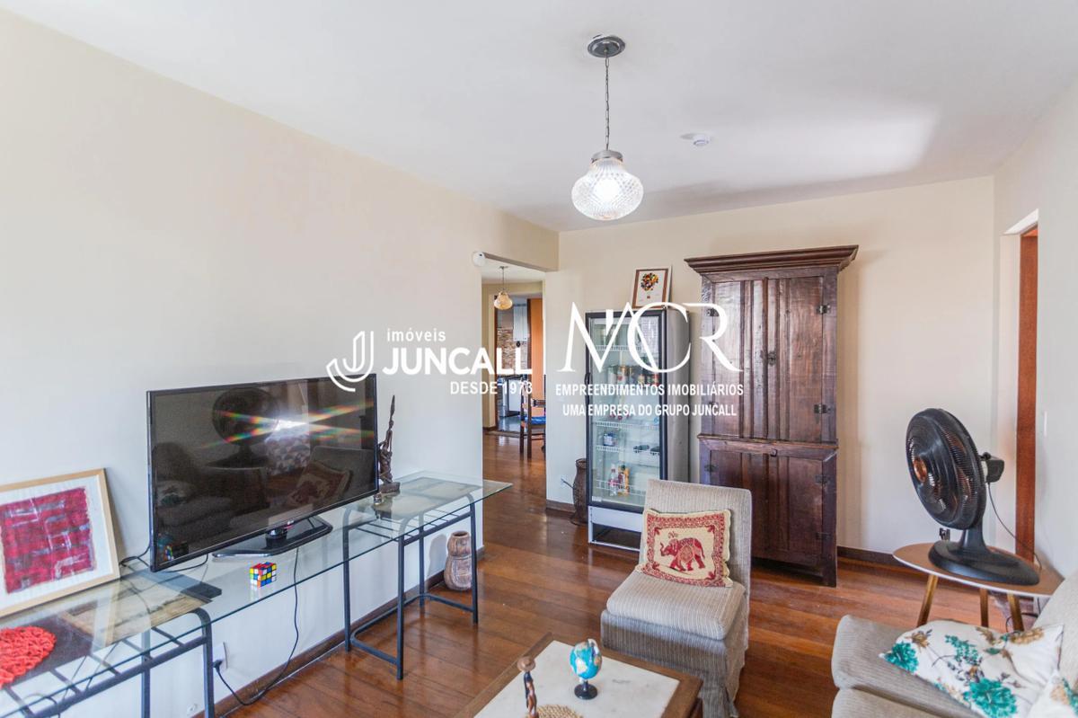Casa, Concórdia, 8 Quartos, 4 Vagas, 2 Suítes
