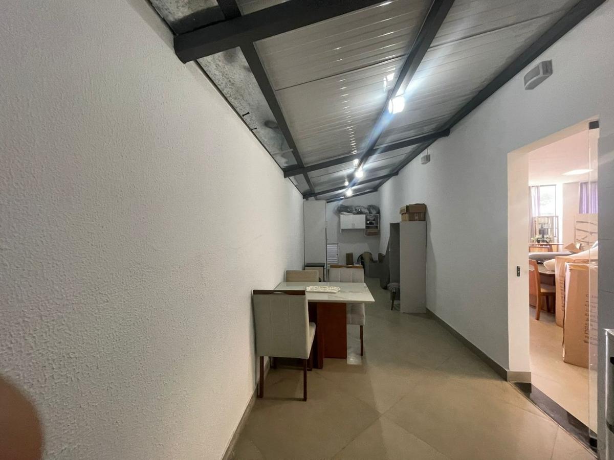Prédio, Floresta, 0 Quarto, 10 Vagas