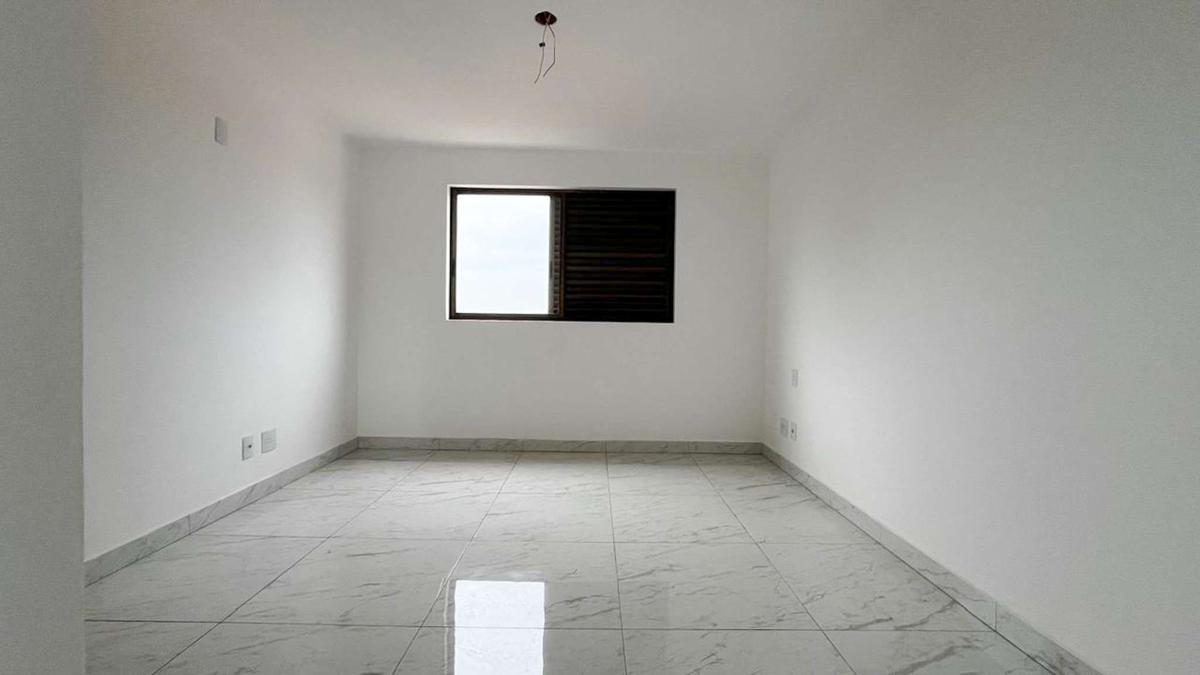 Apartamento, Indaiá, 4 Quartos, 3 Vagas, 3 Suítes