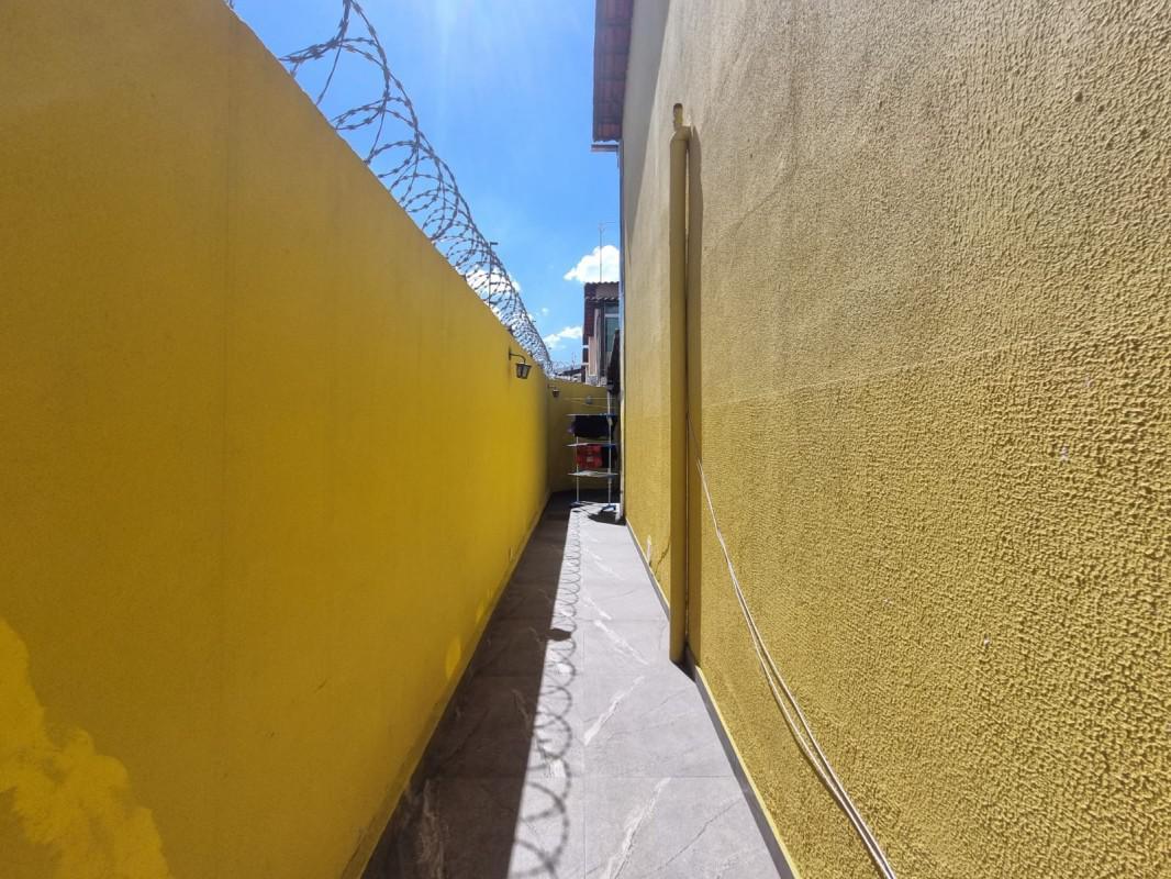 Casa, Jardim Riacho das Pedras, 3 Quartos, 2 Vagas, 1 Suíte